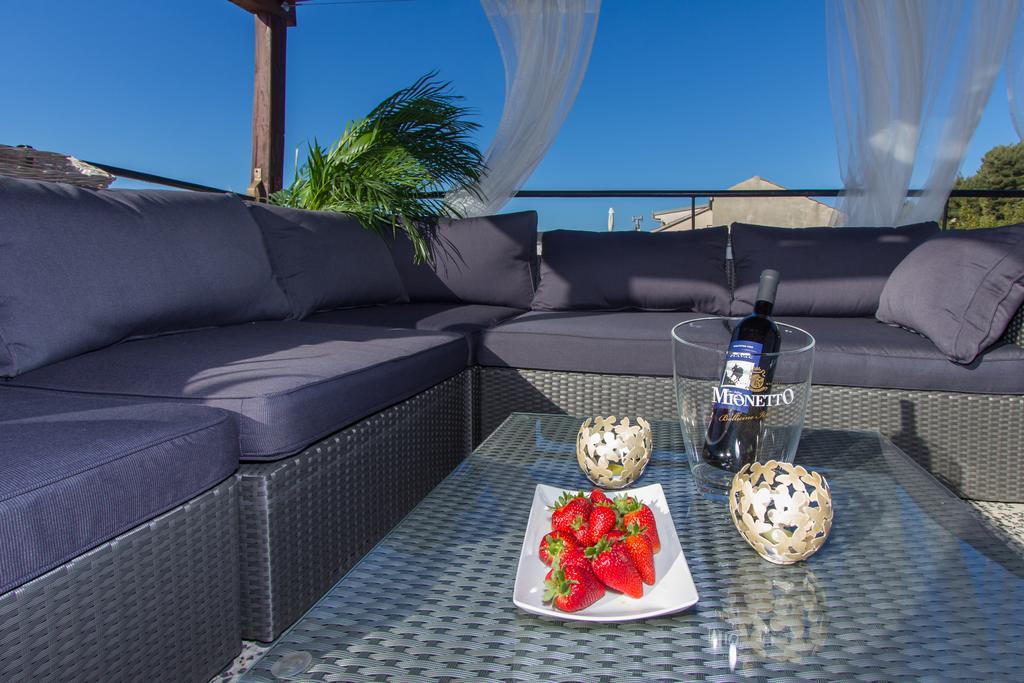 Apartments Vinko Сплит Екстериор снимка